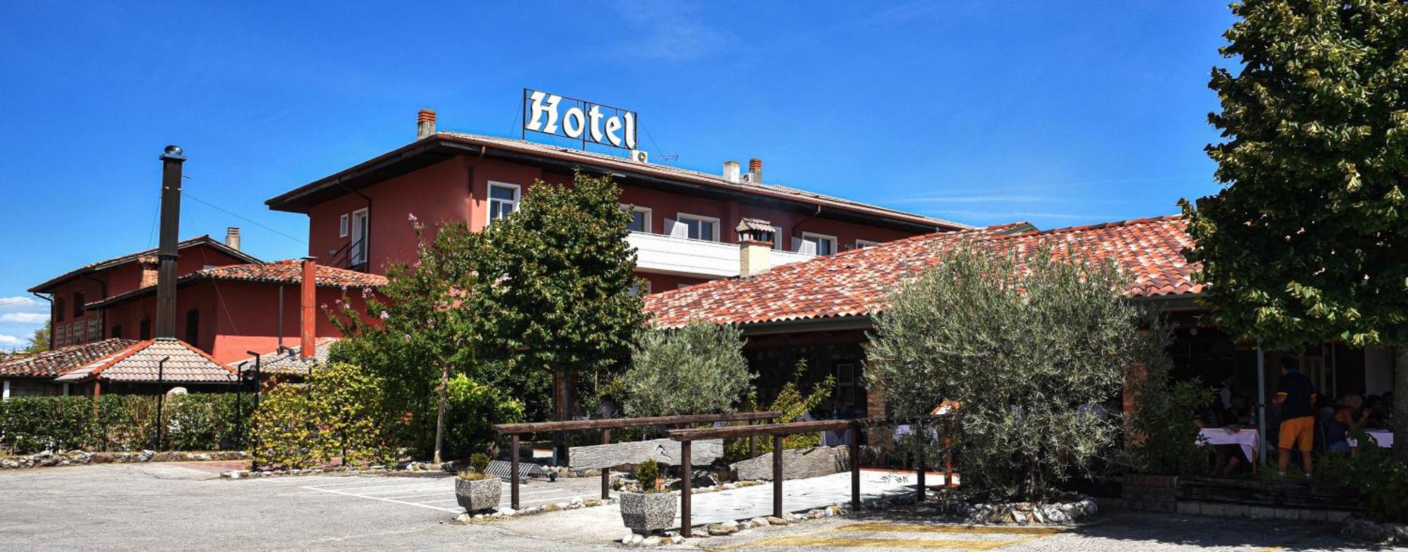 Hotel Villa Strassoldo "Ex Attianese Hotel Restaurant" Cervignano del Friuli Exterior photo